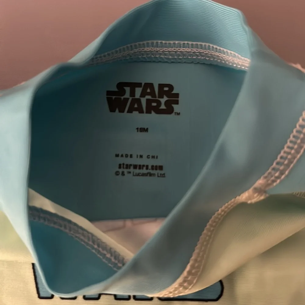 Baby YODA rash guard - Picture 3 of 4